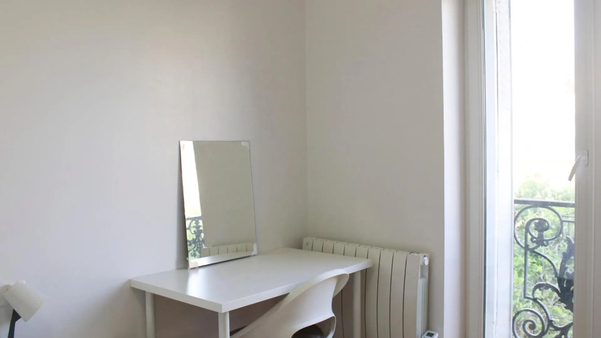 Charming Family T3 In The 10Th Apartment Paris