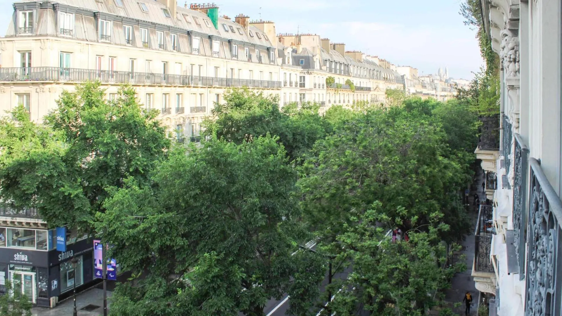 Charming Family T3 In The 10Th Apartment Paris France