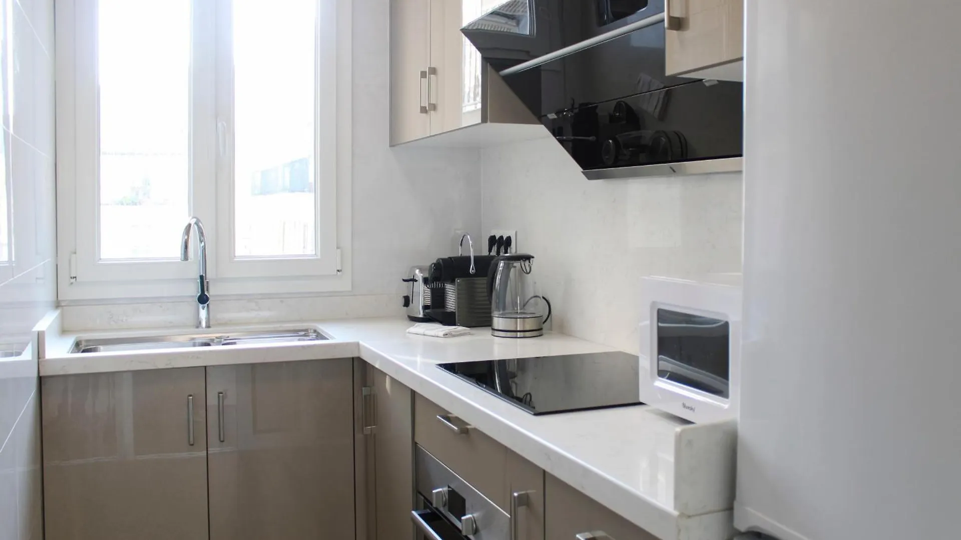 Charming Family T3 In The 10Th Apartment Paris 0*,