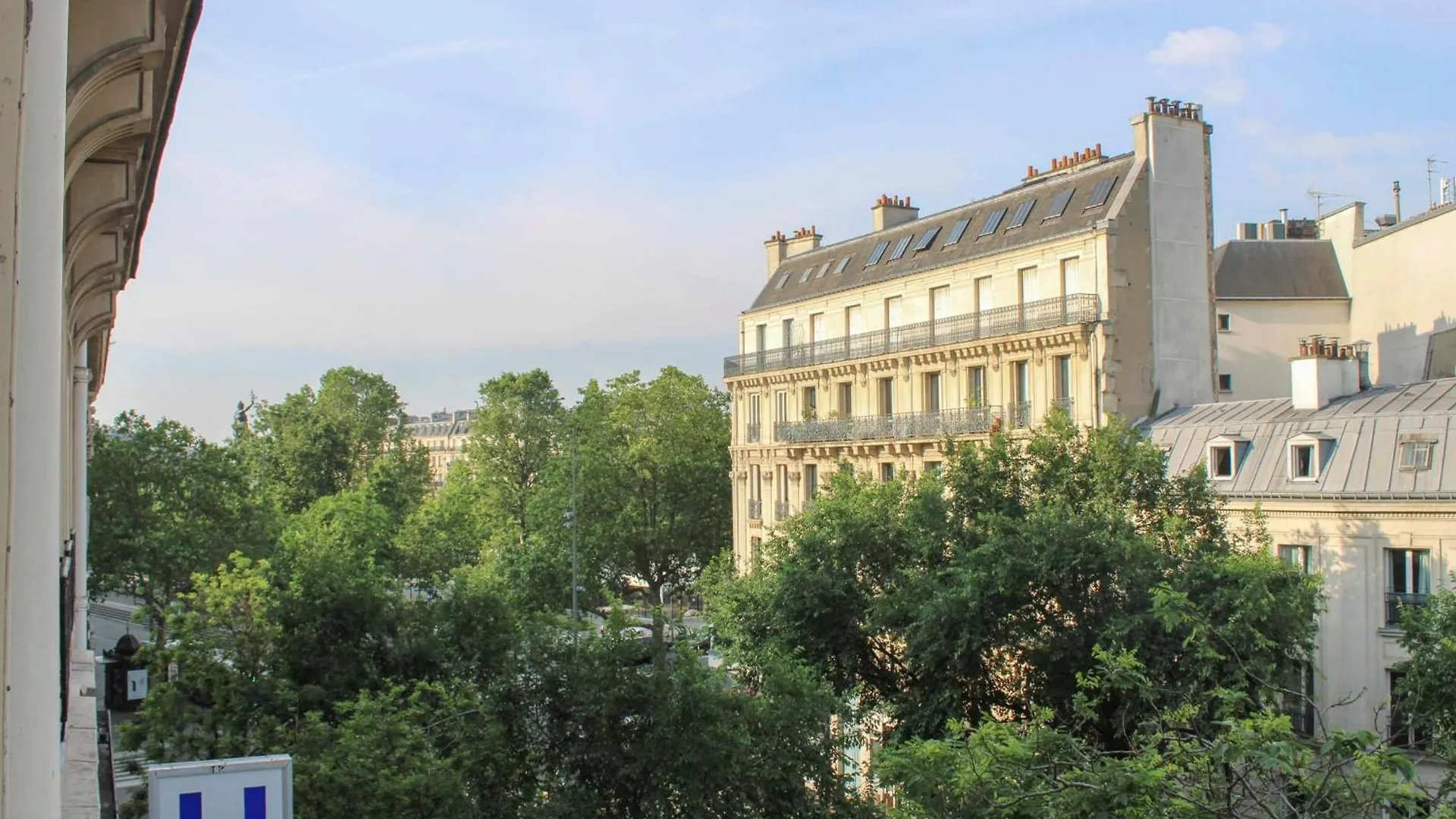 Charming Family T3 In The 10Th Apartment Paris